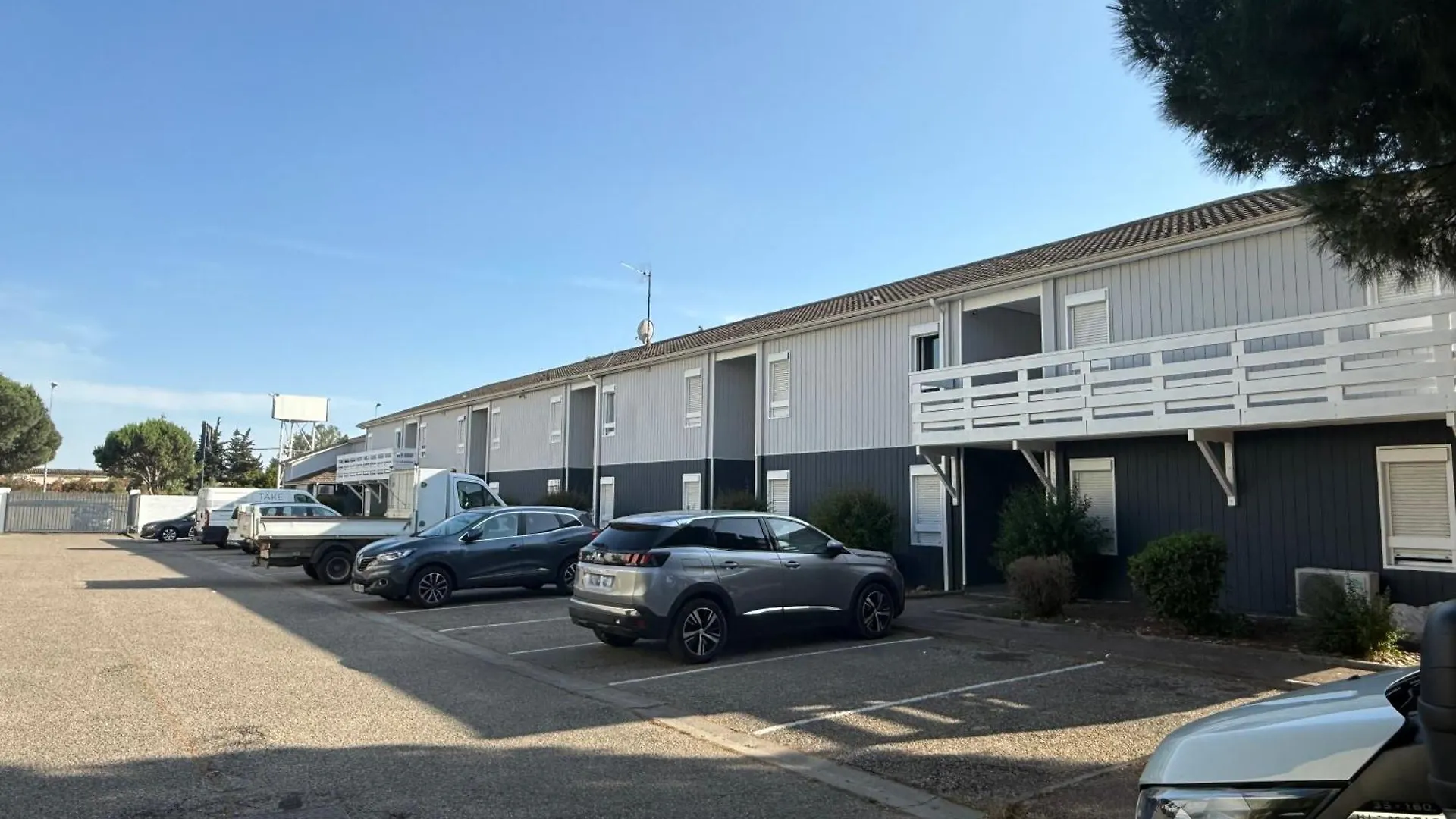 Hotel Fasthotel Avignon Nord Le Pontet