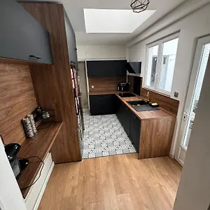 Maison Familiale , Lille France
